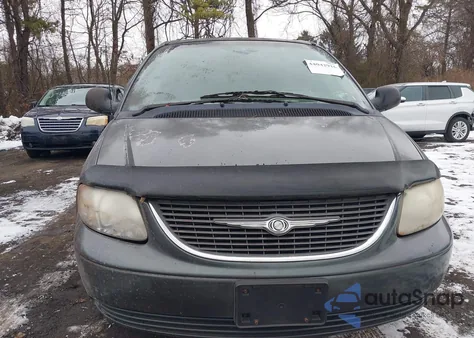 2002 Chrysler Town & Country Lx z USA, uszkodzony, nr VIN 2C4GP44372R644013